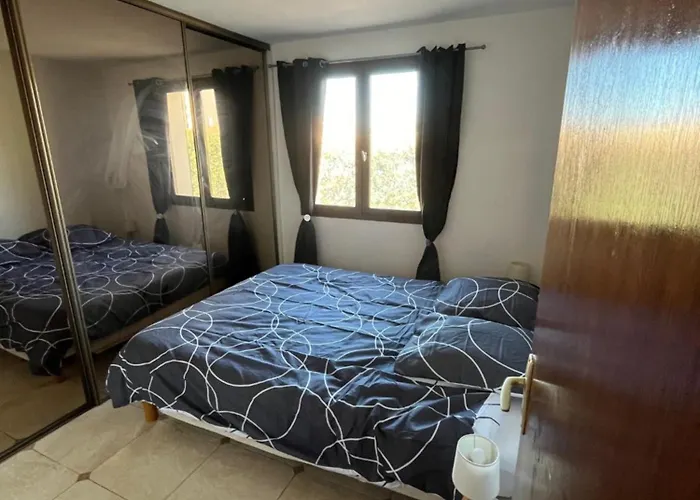 Maison Avec Grand Jardin - Cando 别墅 *