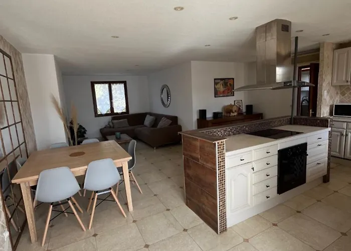 Maison Avec Grand Jardin - Cando 别墅 蒂伊